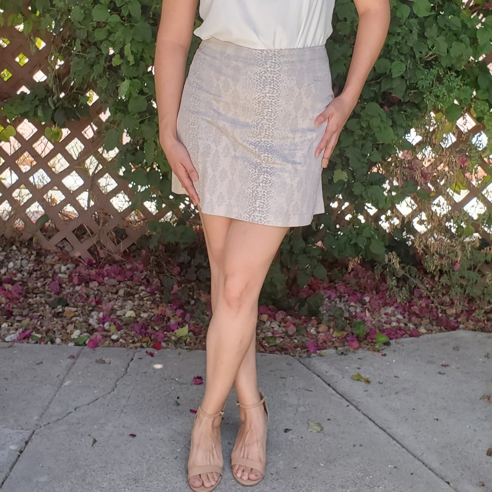Cache skirt